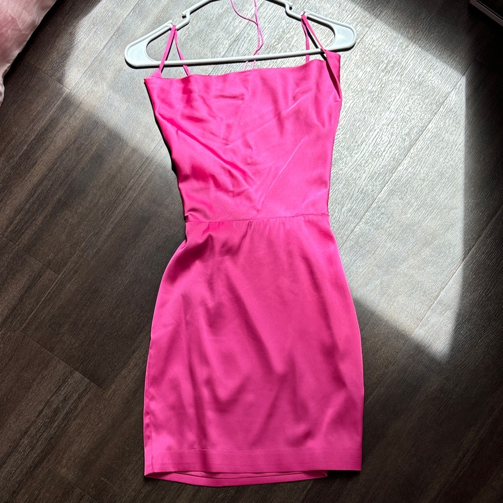 Elegant Pink Spaghetti Strap Dress